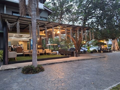 Front of property - evening/night