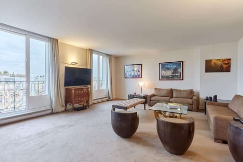 

Salon avec television et wifi