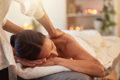 Body treatments, detox wraps