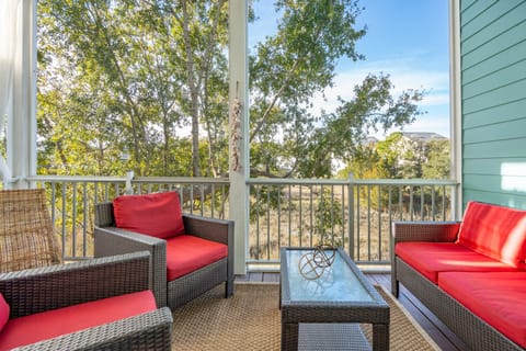 Screen Porch
