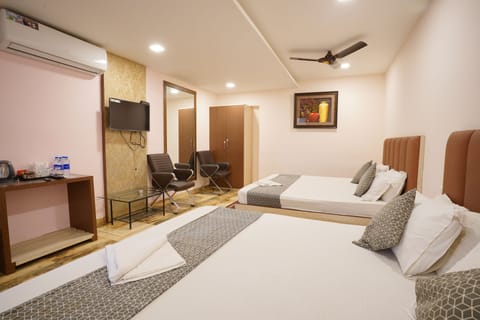 Family Room | Free WiFi