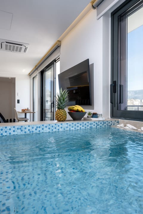 Jetted tub