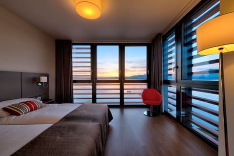 Deluxe Double or Twin Room, Lake View | View from room