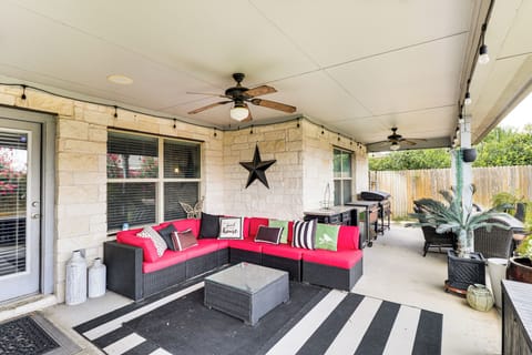 Leander Vacation Rental | 4BR | 3BA | 2,780 Sq Ft | 2 Steps Required