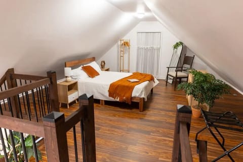 ThermaGel Cooling, Pressure-Relieving Memory Foam Mattress. Medium firm.