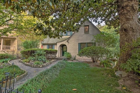 Hot Springs Vacation Rental  3BR | 3BA | 3,000 Sq Ft