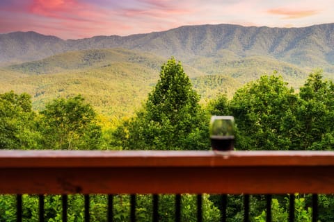 Nothing but gorgeous views from the moment you set foot on the deck!