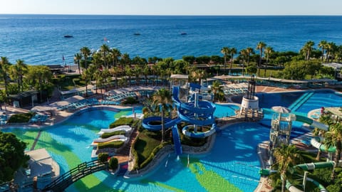 Indoor pool, 4 outdoor pools, pool umbrellas, sun loungers