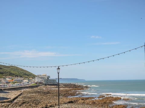 1 bedroom, individually decorated, individually furnished, free WiFi