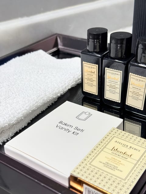 Senior Suite, 1 Double Bed with Sofa bed, Non Smoking, City View | Bathroom | Shower, designer toiletries, hair dryer, slippers