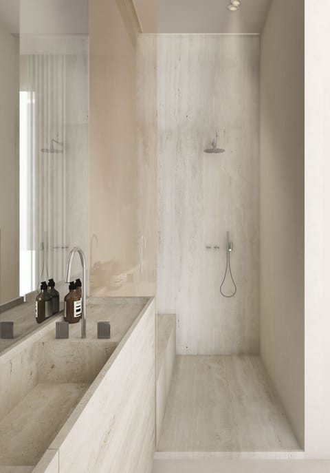 Shower, hair dryer, bathrobes, towels