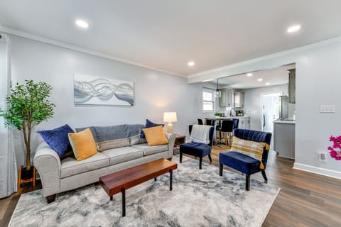 Charlotte Vacation Rental | 3BR | 2BA | 2 Steps to Enter | 1,122 Sq Ft