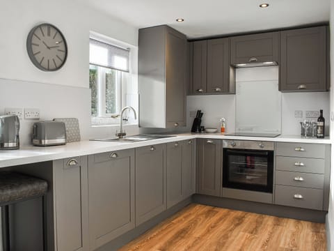 Kitchen | Heather Cottage, Bishop Auckland