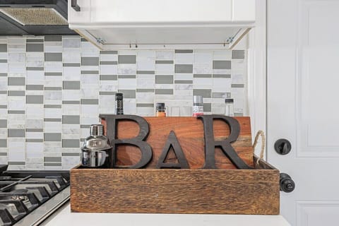 Chic Home Bar – Elevate your stay with a stylish in-home bar, perfect for crafting cocktails and unwinding in style. A sophisticated touch for those who love entertaining.