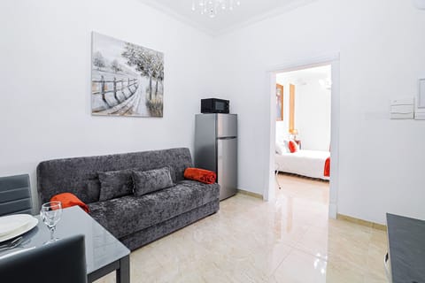 Apartment 3 | 1 bedroom, laptop workspace, iron/ironing board, free WiFi