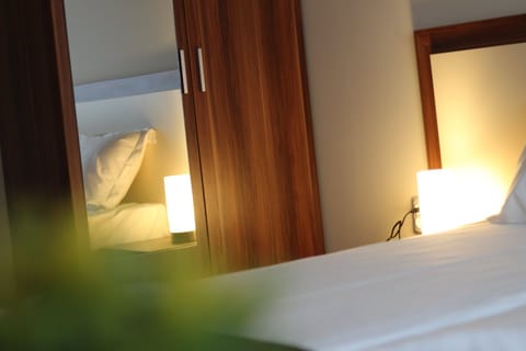 Traditional Double Room | Desk, soundproofing, iron/ironing board, free WiFi