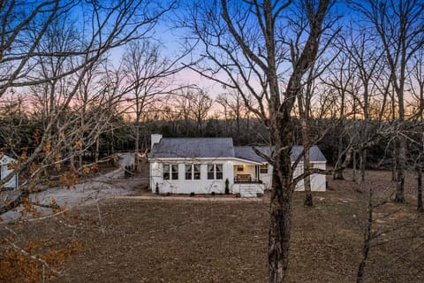 Beautiful modern farmhouse located in a peaceful area just a short drive from Nashville.