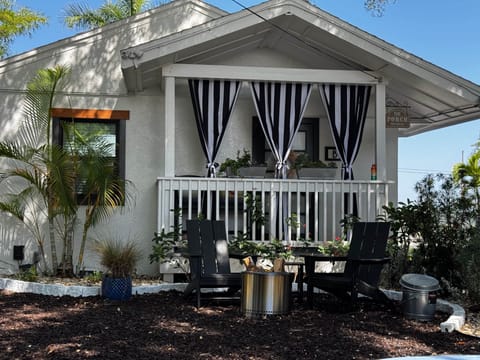 Cottage B entry