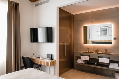 Double Room A. Senoa (first floor) | Bathroom | Slippers