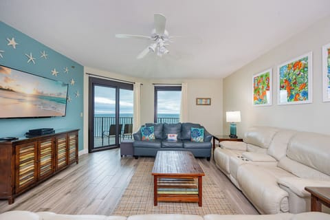 Phoenix East 1506 Orange Beach, Alabama, beach front, 3 bedroom condominium on the top 15th floor