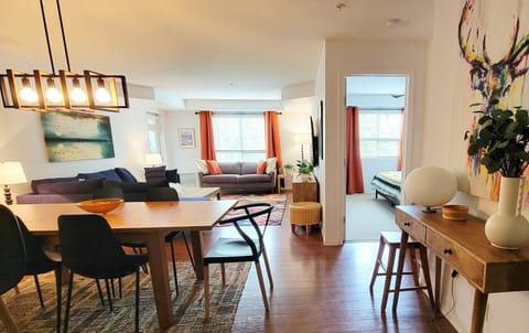 3 bedrooms, 2 bathrooms with plenty of space to relax