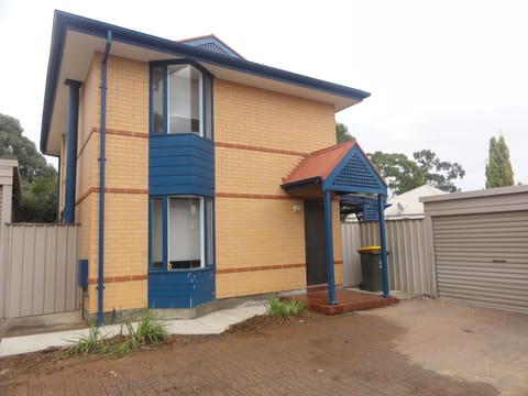 Townhouse detached multiple parking spaces