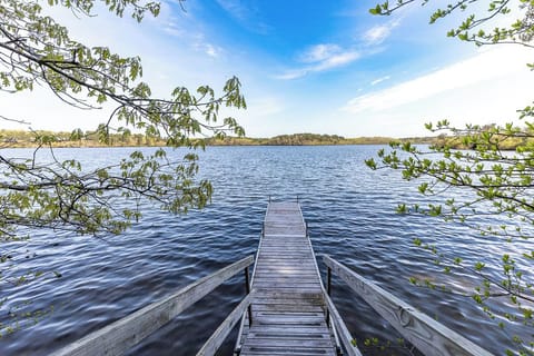 Your own dock access to Upper Mill Pond!