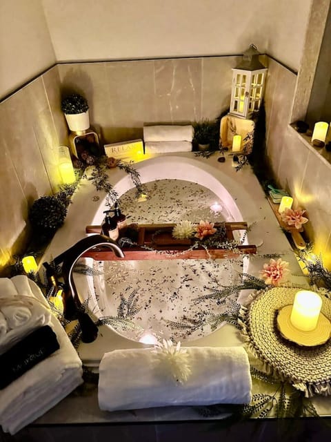 Jetted hottub in masterbath Romance packages available at additional cost please inquire