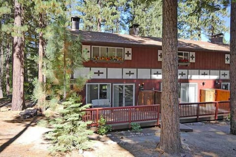 Exterior - End unit backs to Forest