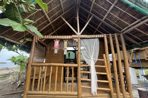 Economy Triple Room, Shared Bathroom | Free WiFi, bed sheets