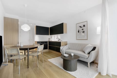Cozy living room with dining table up to 4 people