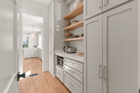 The Ship's Belle - Butlers Kitchen for additional storage and small appliances