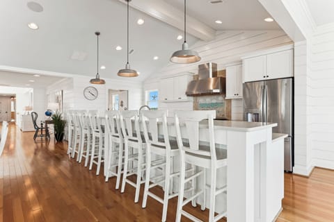 Main/Upper Level,Bar,