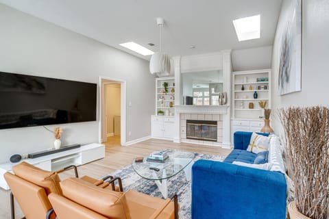 Richardson Vacation Rental | 4BR | 2BA | 1,913 Sq Ft | Exterior Steps Required
