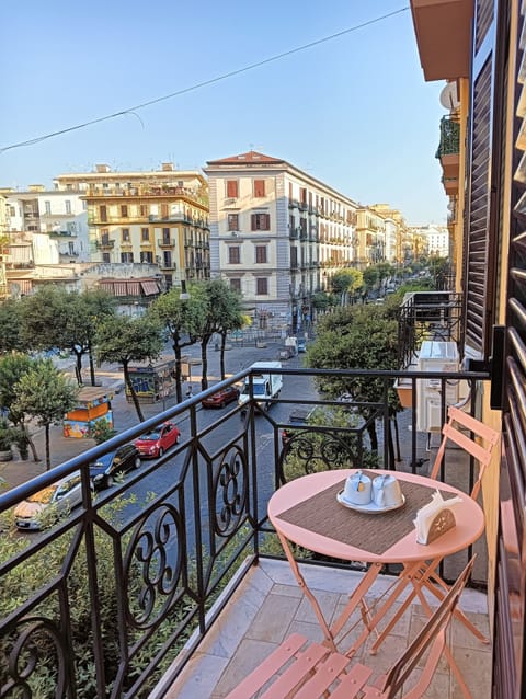 Deluxe Room | Terrace/patio