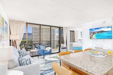 Enjoy this beautiful spacious condo with a stunning mountain view from your dining, living, and balcony area.