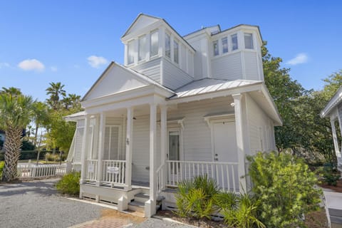WELCOME TO SUNNY BUNNY IN SEASIDE, FL!