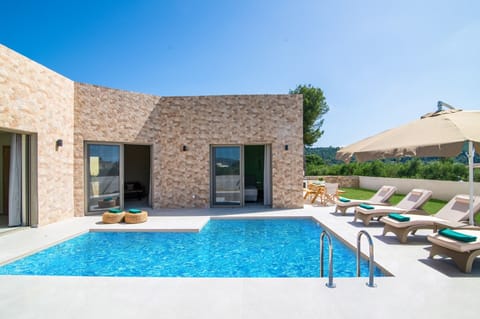 Villa Acro image