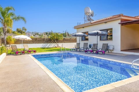 Villa Phoebe image