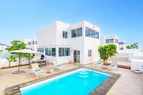 Villa Amaia image
