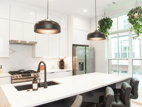 Full kitchen with new, state of the art appliances