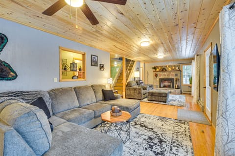 Butternut Vacation Rental | 4BR | 2BA | 2,096 Sq Ft | Stairs Required