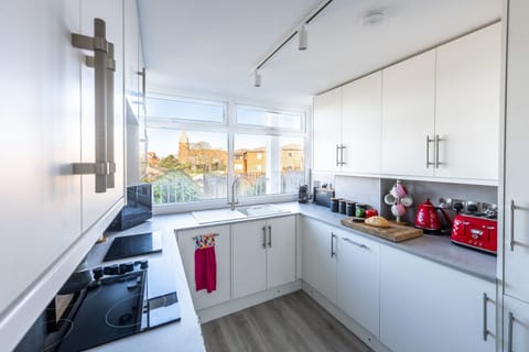 Lower floor: The fully equipped kitchen comes with a Nespresso machine