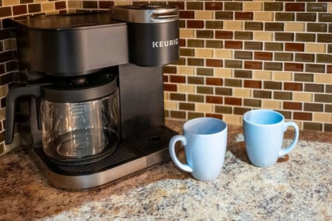 A Keurig Duo provided plenty of options for your morning cup of coffee.