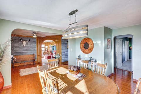 House (4 Bedrooms) | Interior