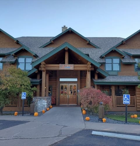 Main Lodge - we are located close to the Maine Lodge