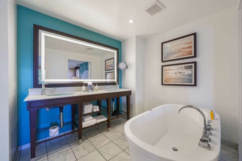 Kona Kai Suite