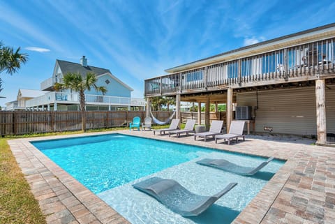 Private pool