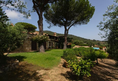 Villa | 4 bedrooms, Internet