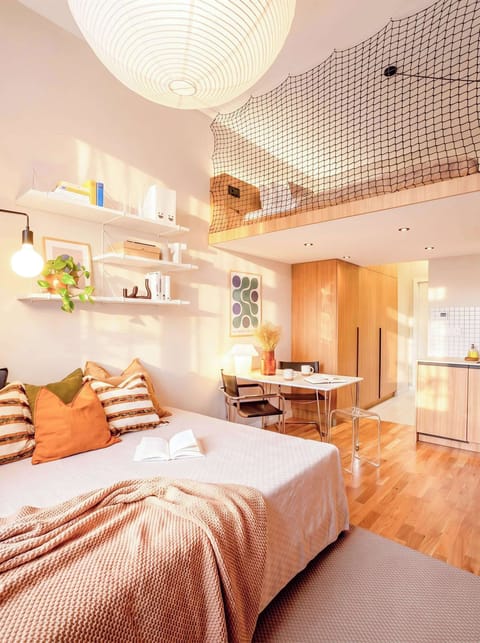 Two levels apartment with 2 queen size beds